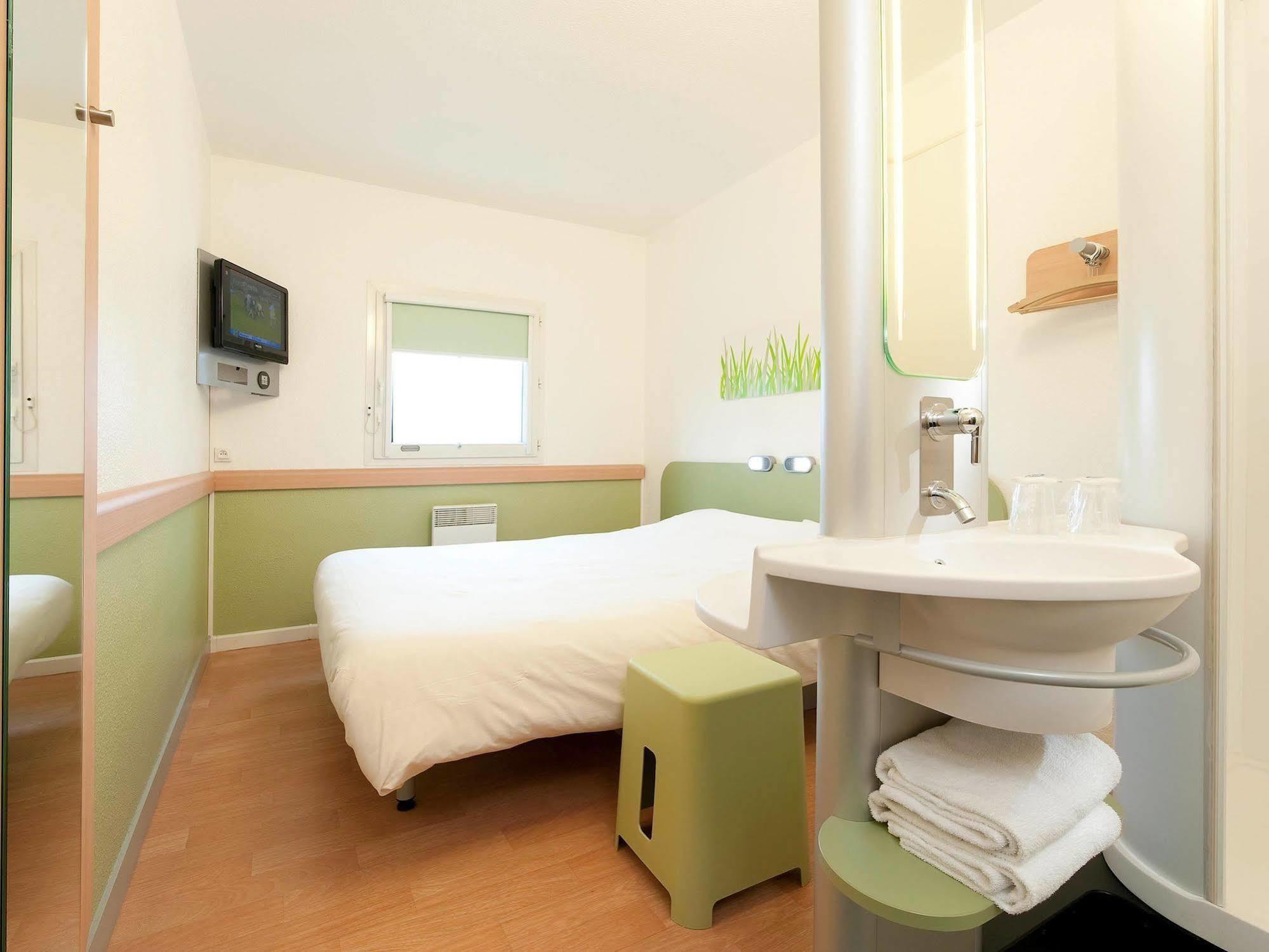 ibis budget Loriol Le Pouzin Exteriér fotografie